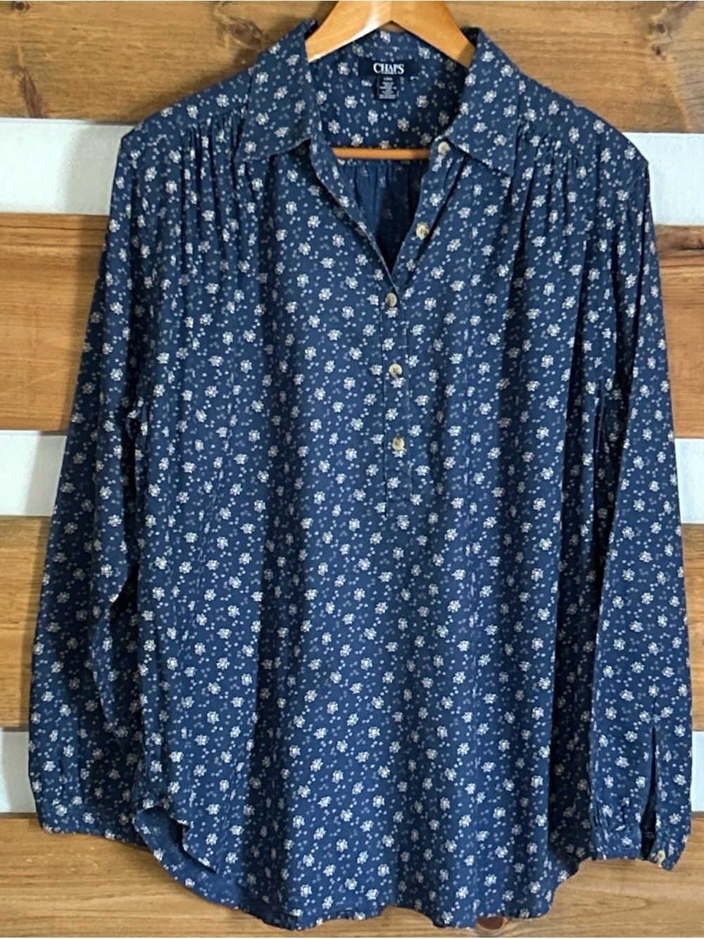 Chaps Long Sleeve Button Down Collared Floral Garden Blouse Women's Size Large - Picture 1 of 8